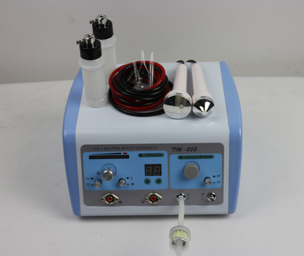 2018 Factory price multifunctional ultrasonic spray vacuum cleaner facial firming machine tm-252
